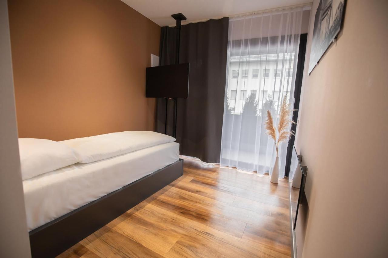 24Seven Hotel Schwabach Esterno foto