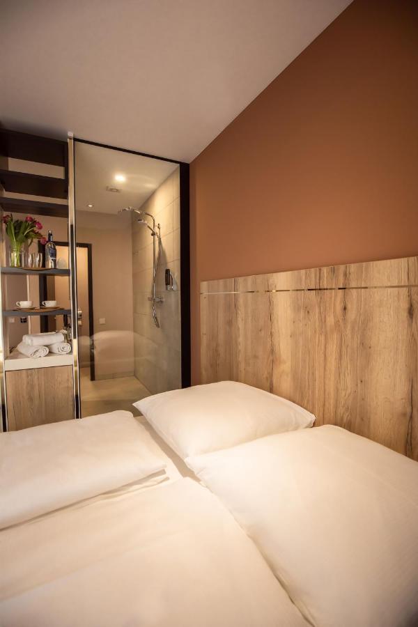 24Seven Hotel Schwabach Esterno foto
