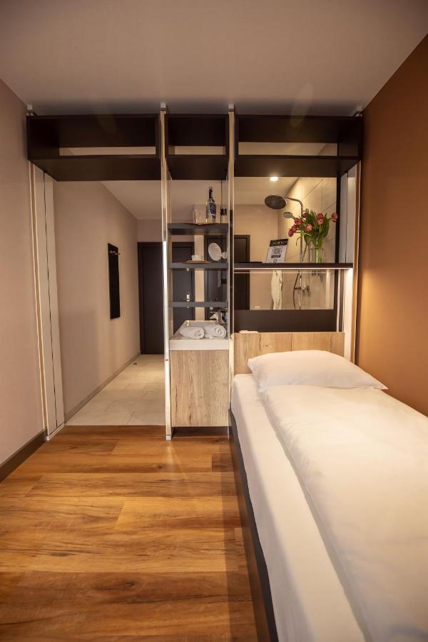 24Seven Hotel Schwabach Esterno foto