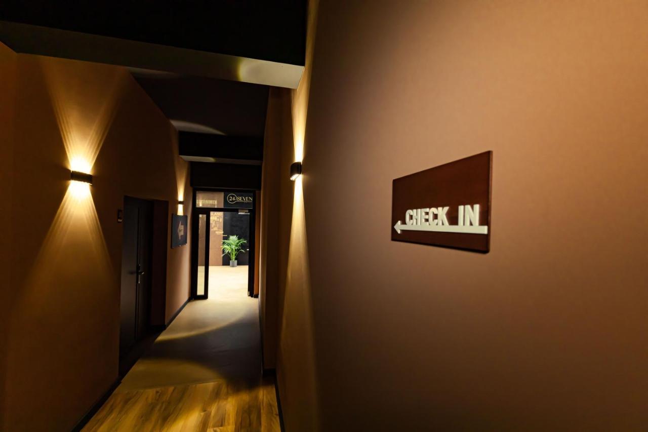 24Seven Hotel Schwabach Esterno foto