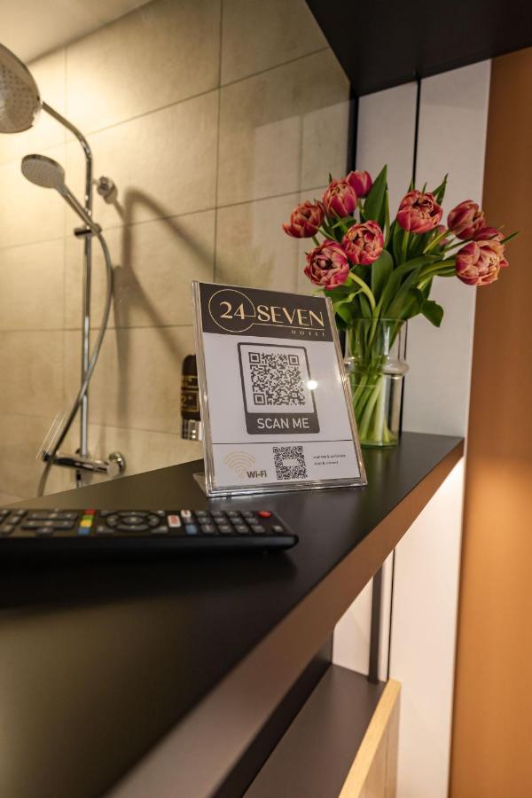 24Seven Hotel Schwabach Esterno foto